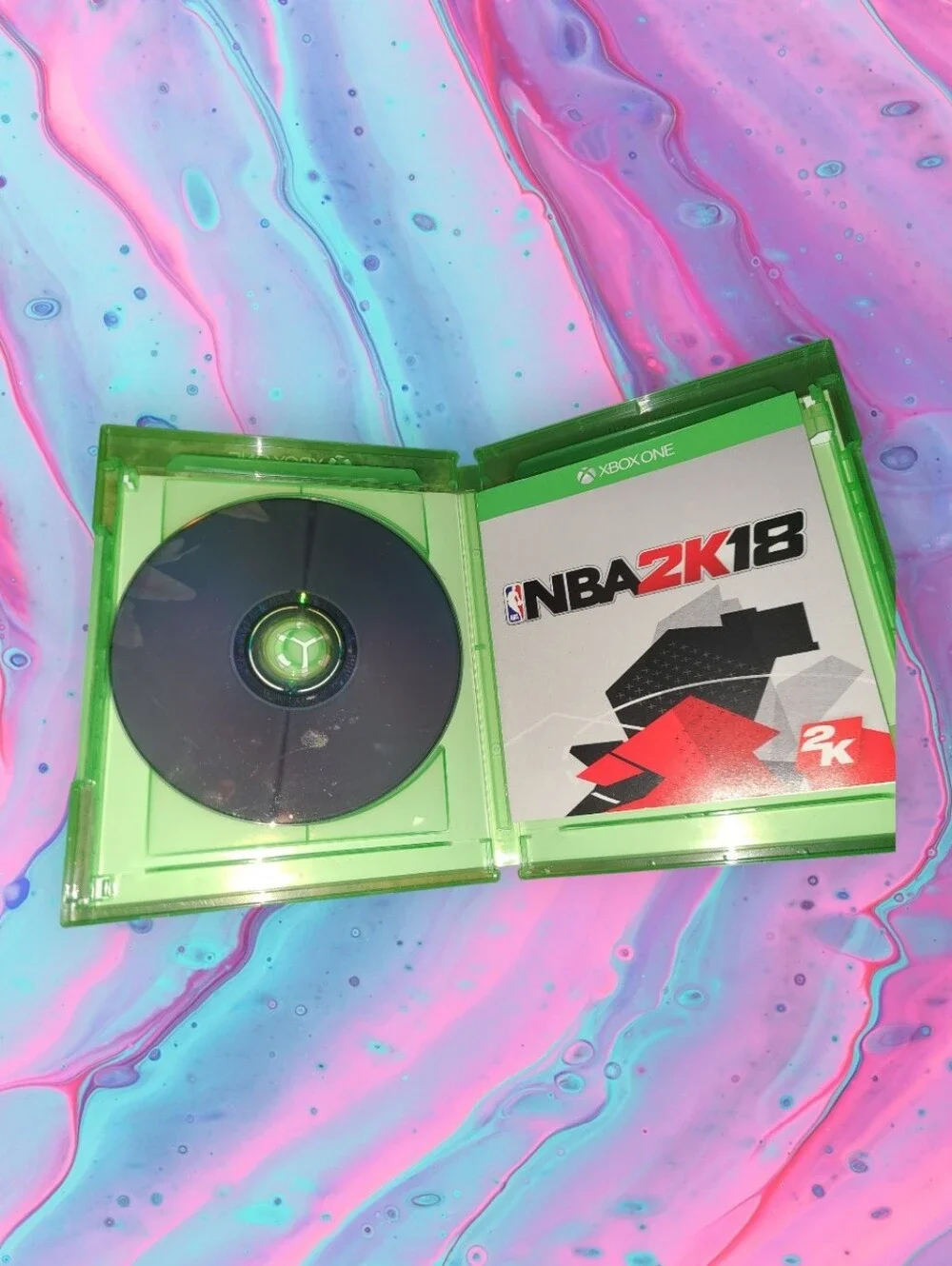 Xbox one NBA 2k18 game (case, disc & booklet)